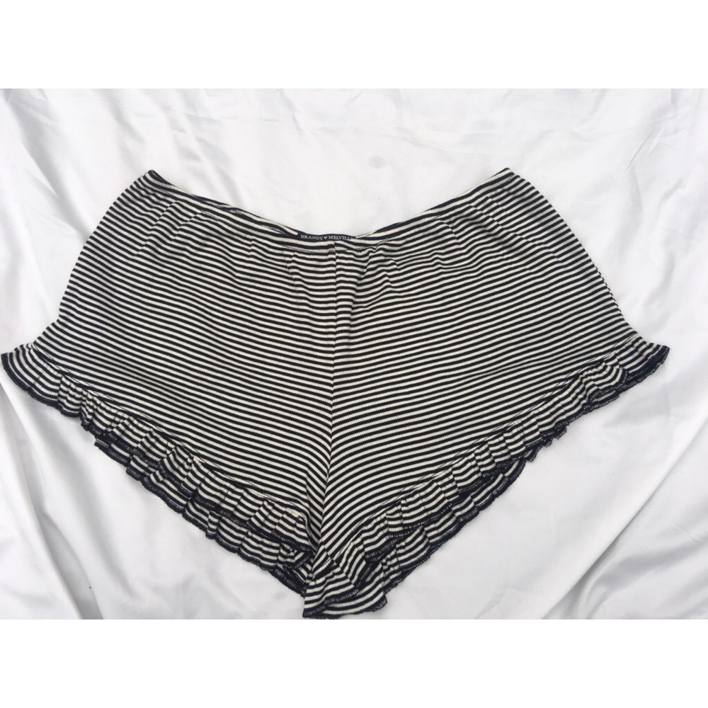 BNWT Brandy Melville Vodi Shorts